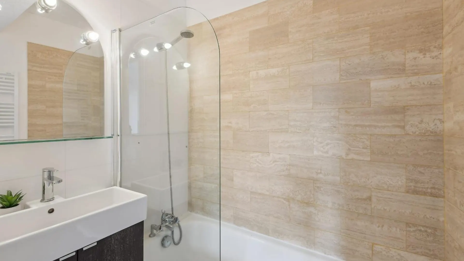Bnbnova - 1Br - Latin Quarter & Jardin Des Plantes Paris 0*,
